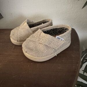 TOMS Toddler Baby Girl Shoes Size 3 Gold Glitter Shimmer Slip-On